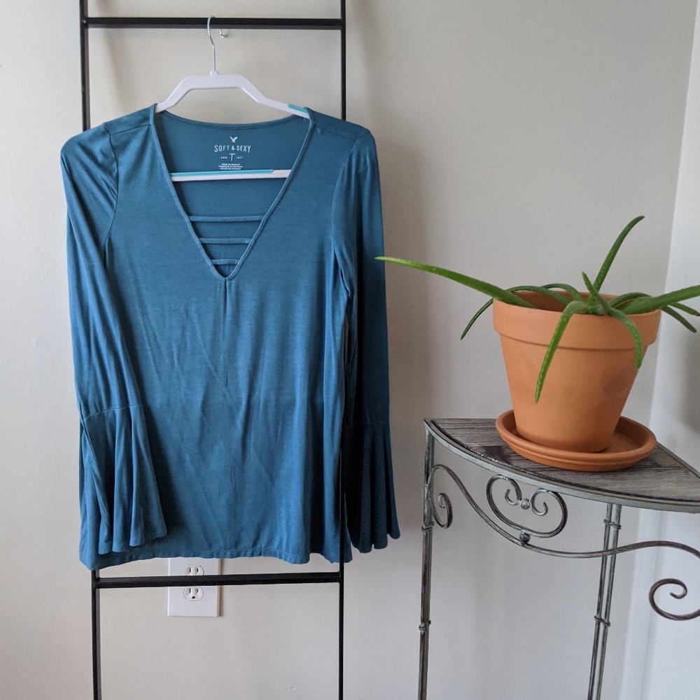 American Eagle Top